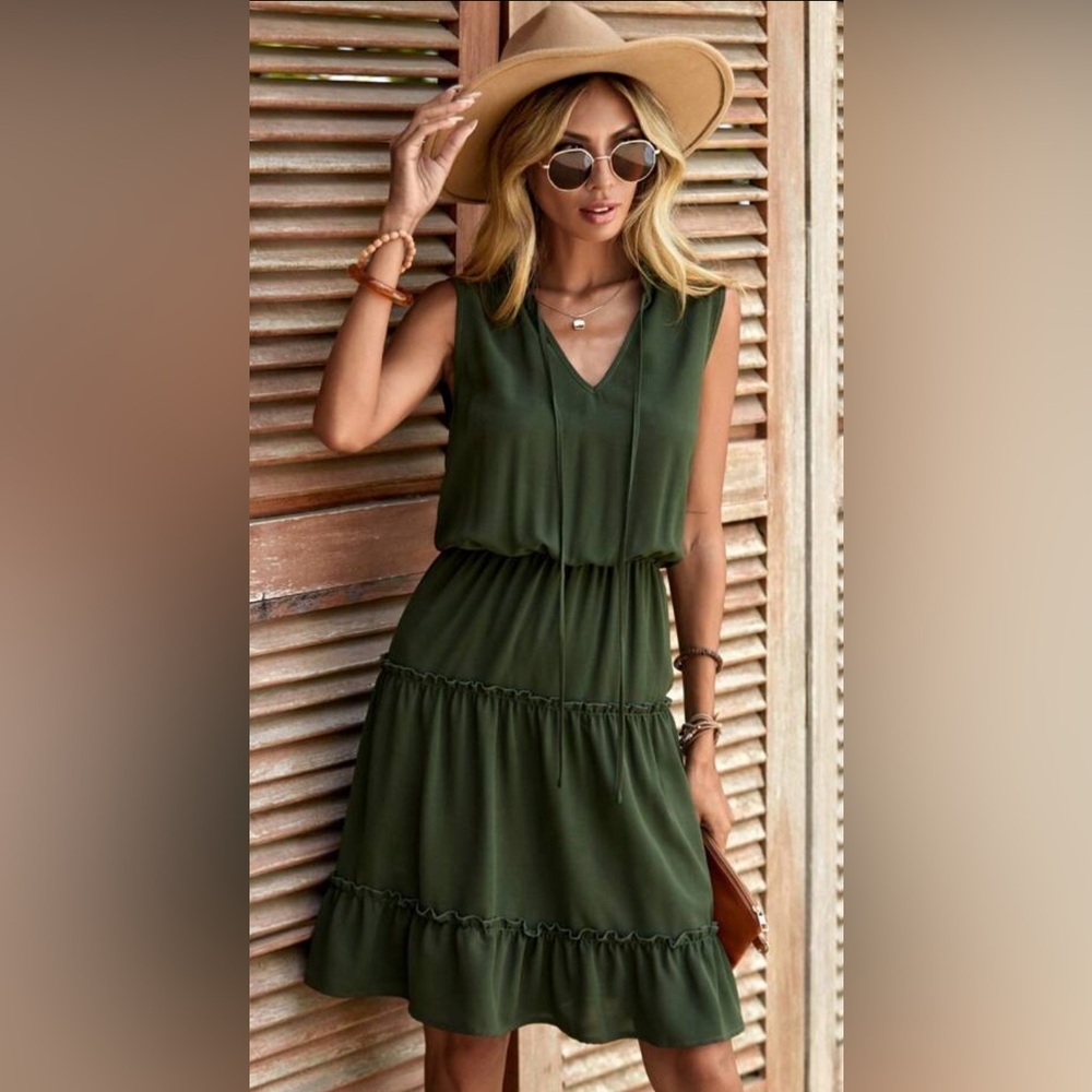 Sleeveless V-Neck Tiered Dress in Olive Green